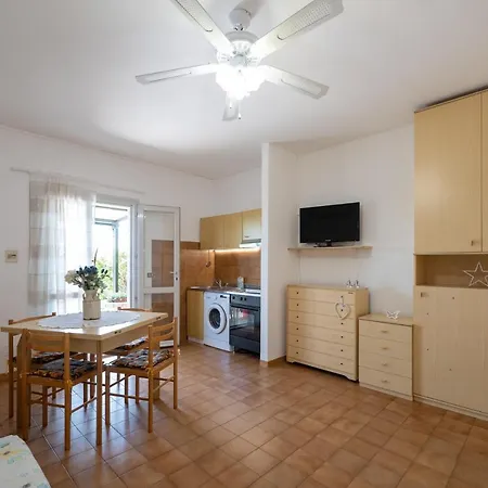 Lejlighed Monolocale Ingresso Indipendente Con Corte Esclusiva Montemarciano